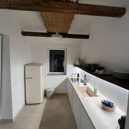 בית נופש Trullo La Meringa, Charming In אוסטוני