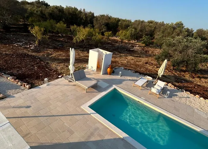 Trullo La Meringa, Charming In Ostuni