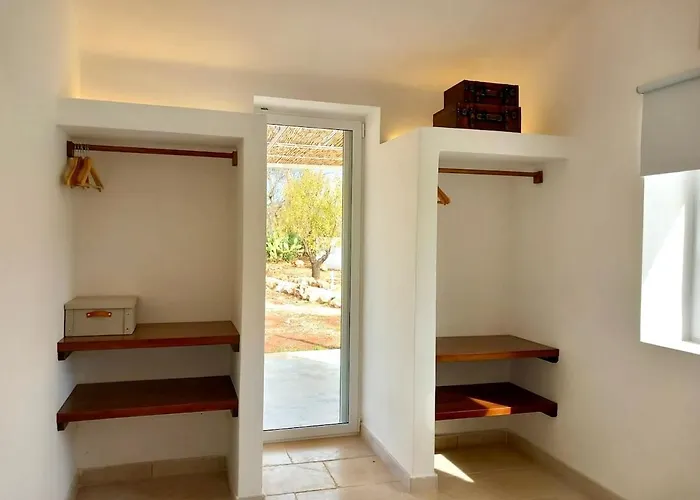 Сasa de vacaciones Trullo La Meringa, Charming In *